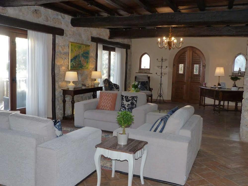 Casale San Pietro Bed and Breakfast Anagni Buitenkant foto